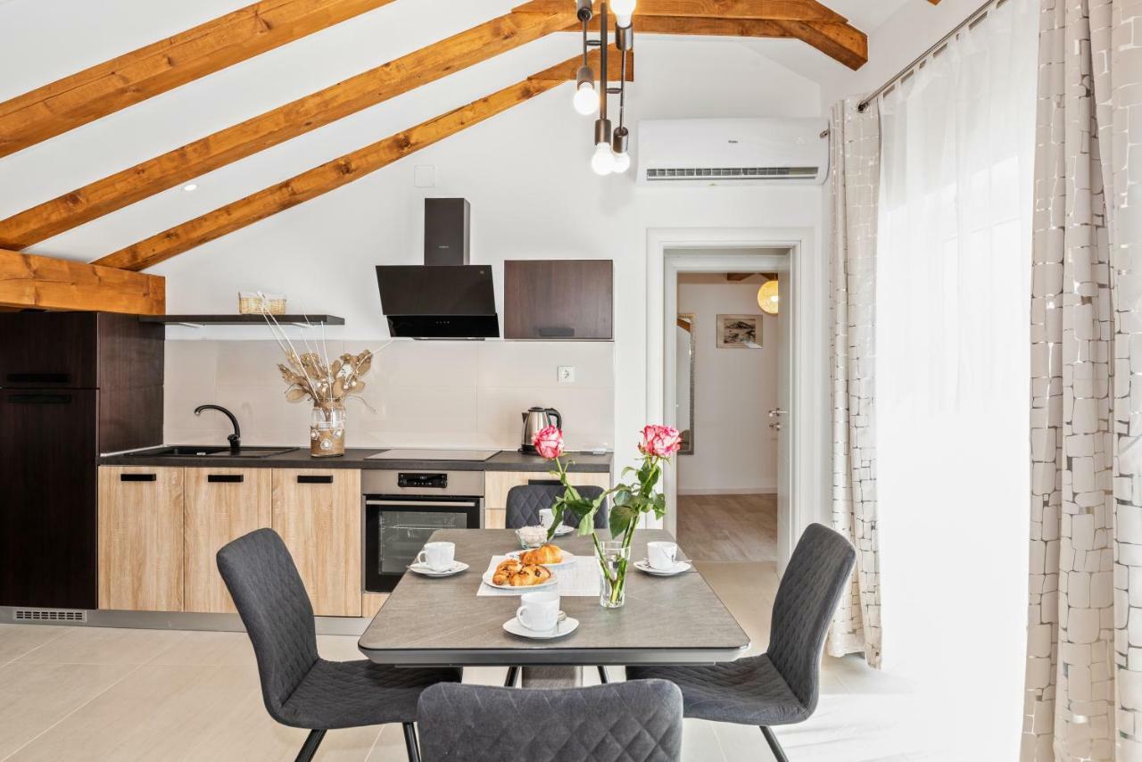Apartmani Bruna Шибеник Экстерьер фото