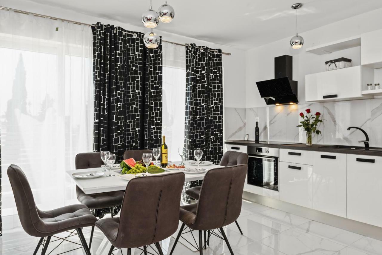 Apartmani Bruna Шибеник Экстерьер фото