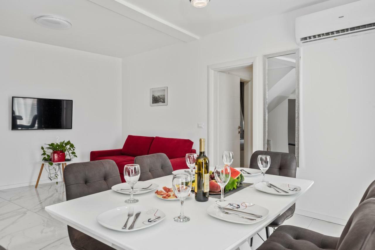 Apartmani Bruna Шибеник Экстерьер фото