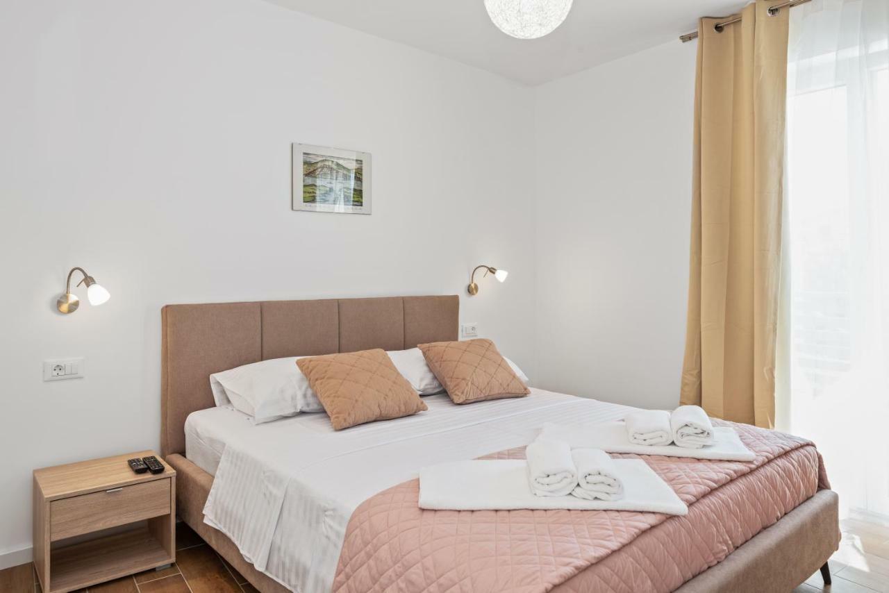 Apartmani Bruna Шибеник Экстерьер фото
